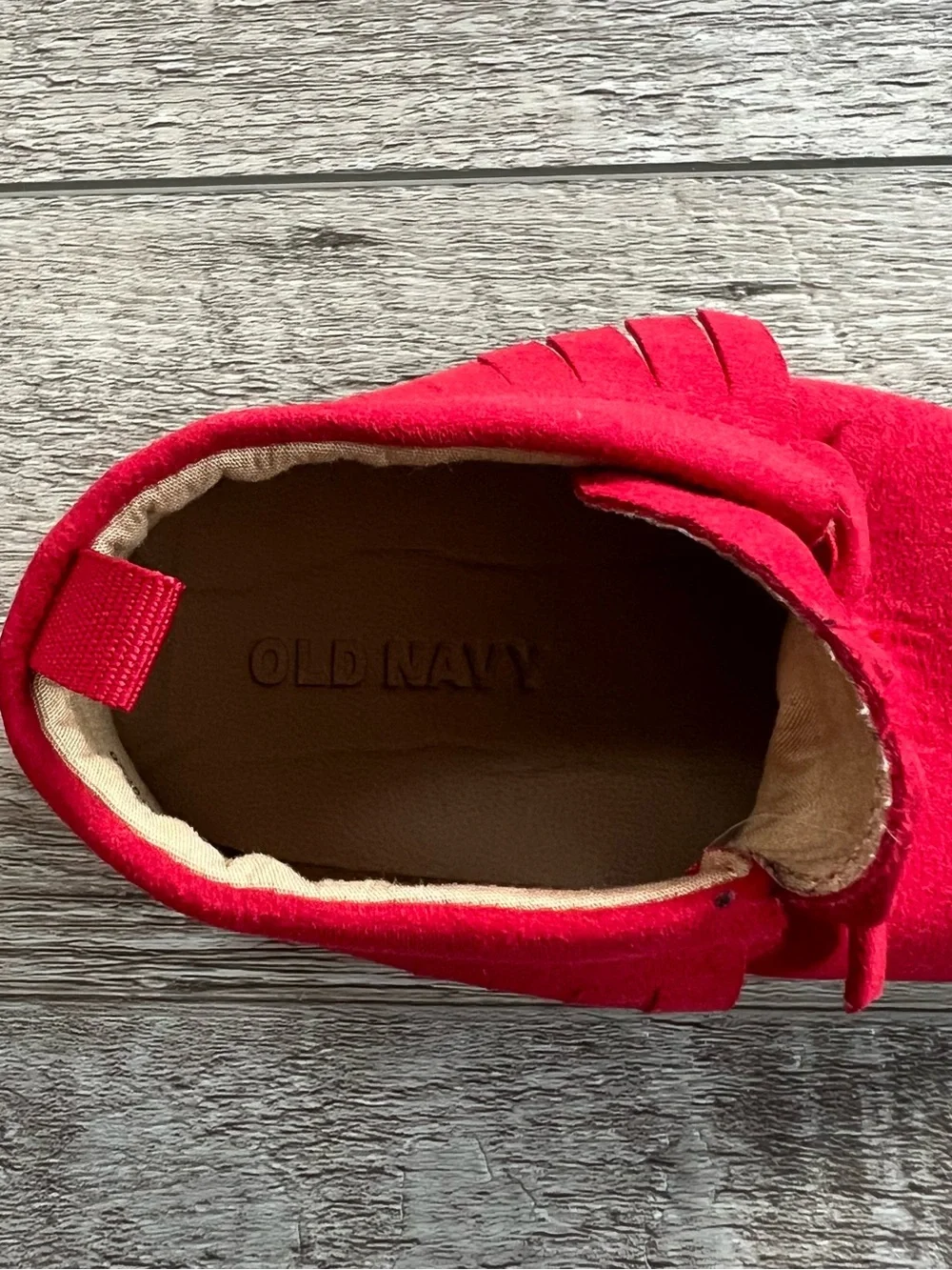 Old Navy Red Fringed Moccasin Baby Shoes Size 6-12 Months